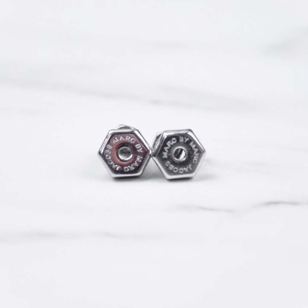 Marc by Marc Jacobs Argento Studs